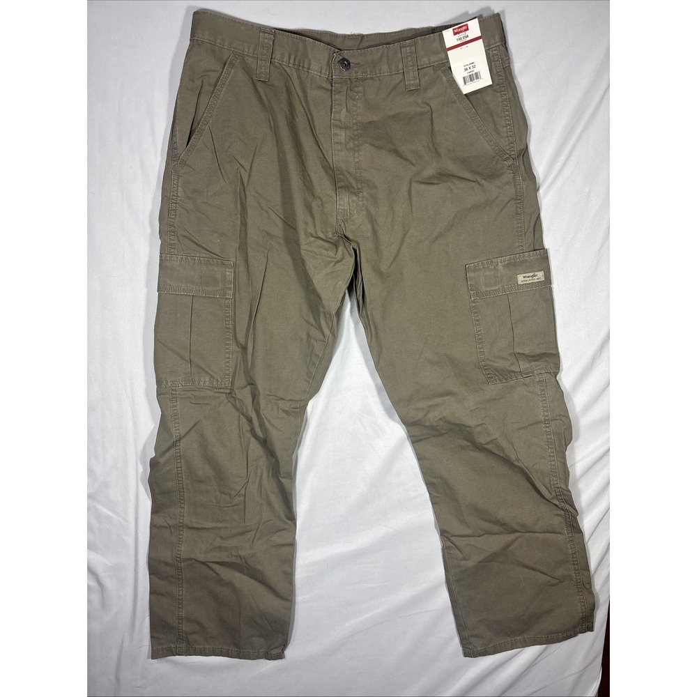 Wrangler Men Five Star Carpenter Relaxed Fit 6 Pocket Cotton Pants Beige 36x32